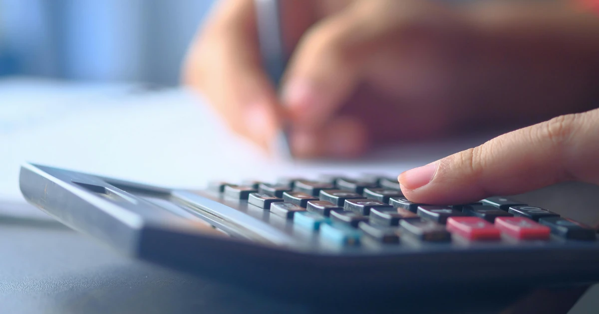 Calculation of days worked and proportional salary balance